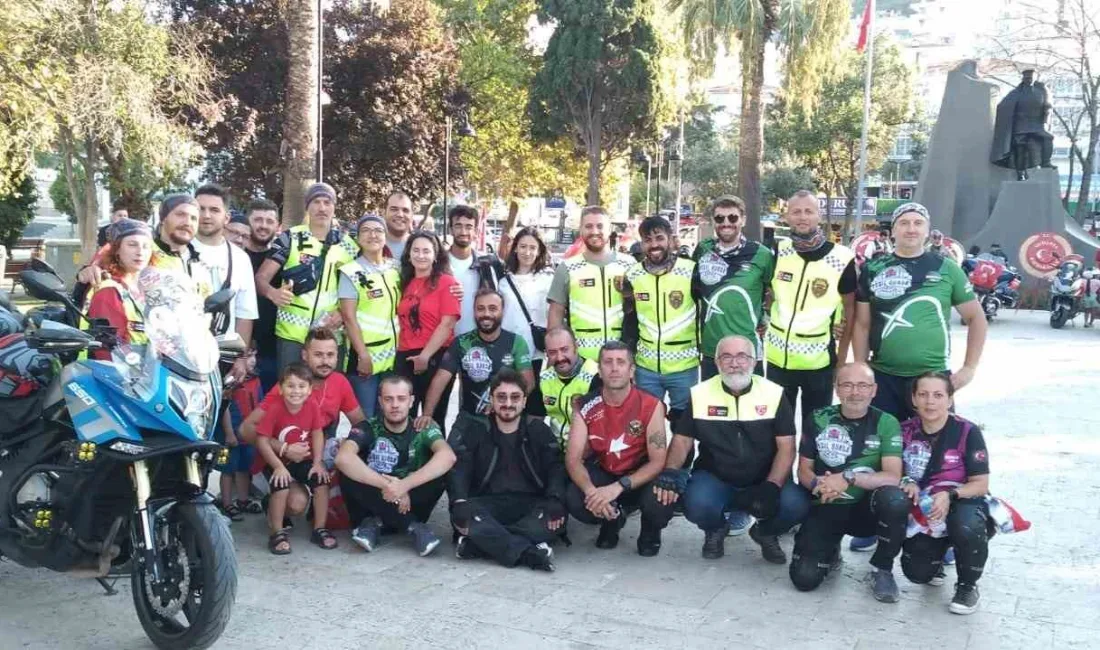 MOTOSİKLET TUTKUNLARI MUDANYA'DA KORTEJ