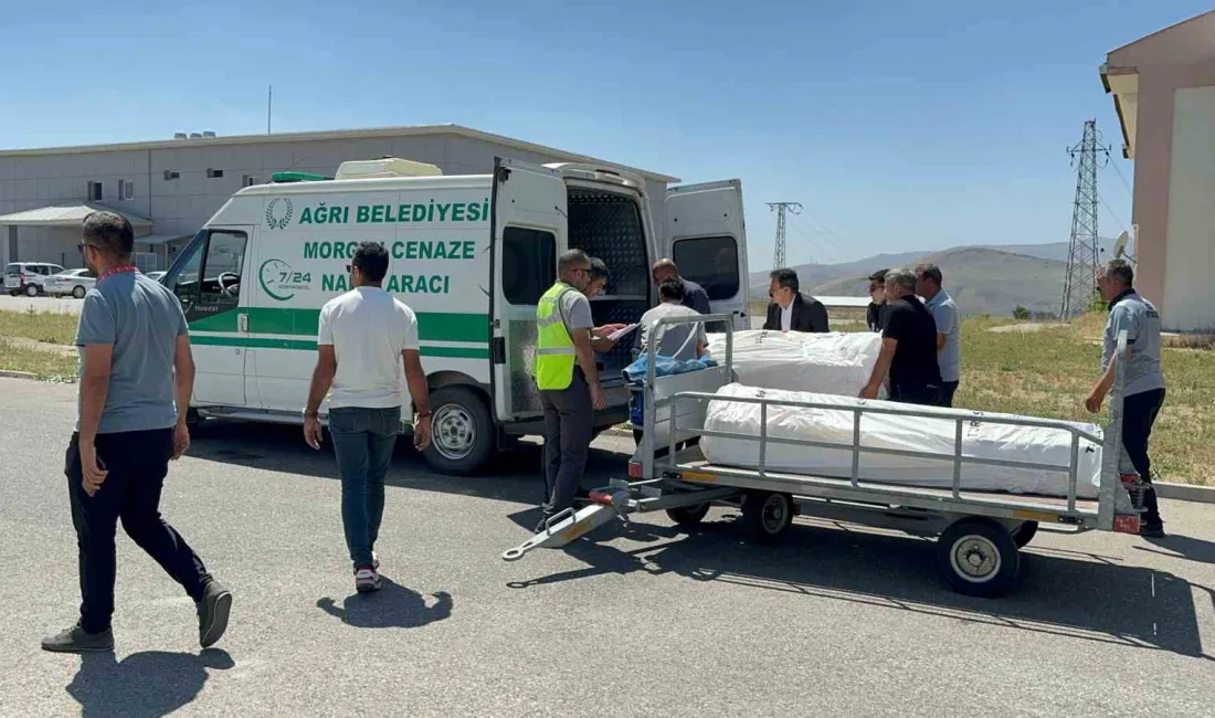 OTOBÜS KAZASINDA HAYATINI KAYBEDENLERİN