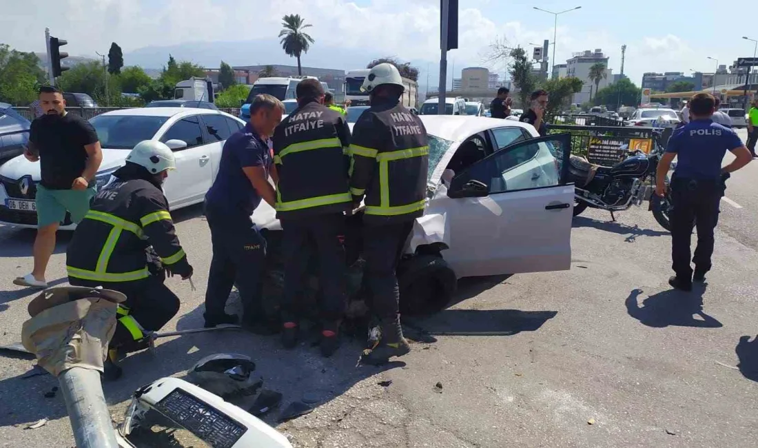 HATAY'IN İSKENDERUN İLÇESİNDE OTOMOBİLİN