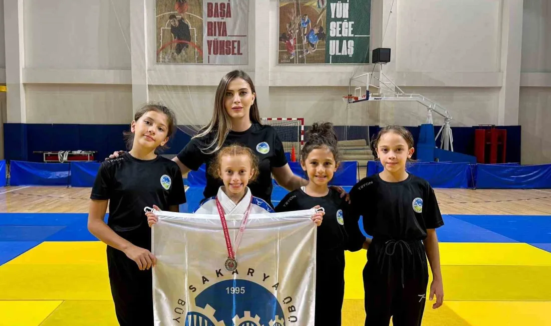 SAKARYA BÜYÜKŞEHİR BELEDİYESİ SPORCUSU