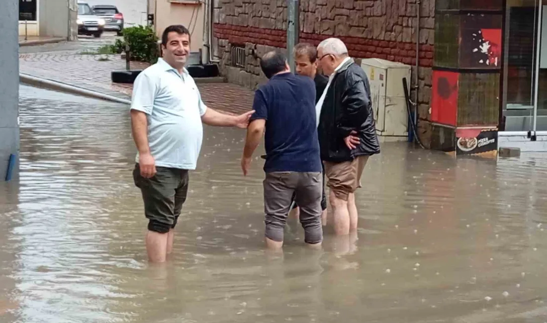 SAMSUN'DA ETKİLİ OLAN SAĞANAK