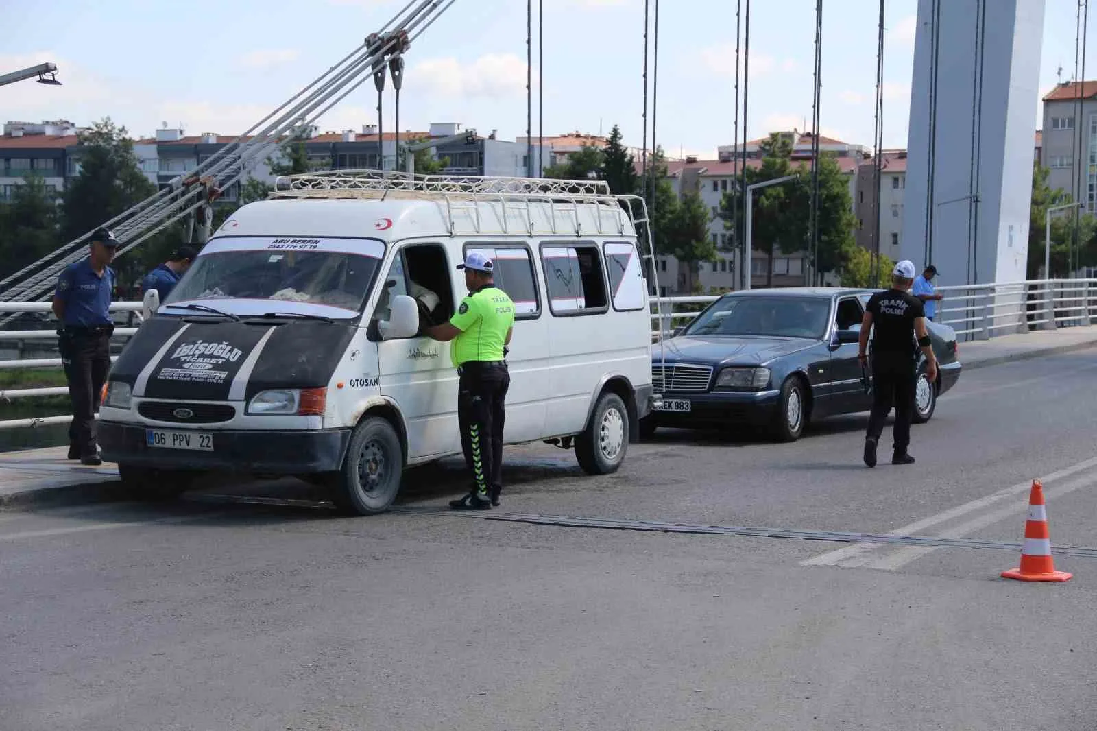 Sürücülere sıkı denetim