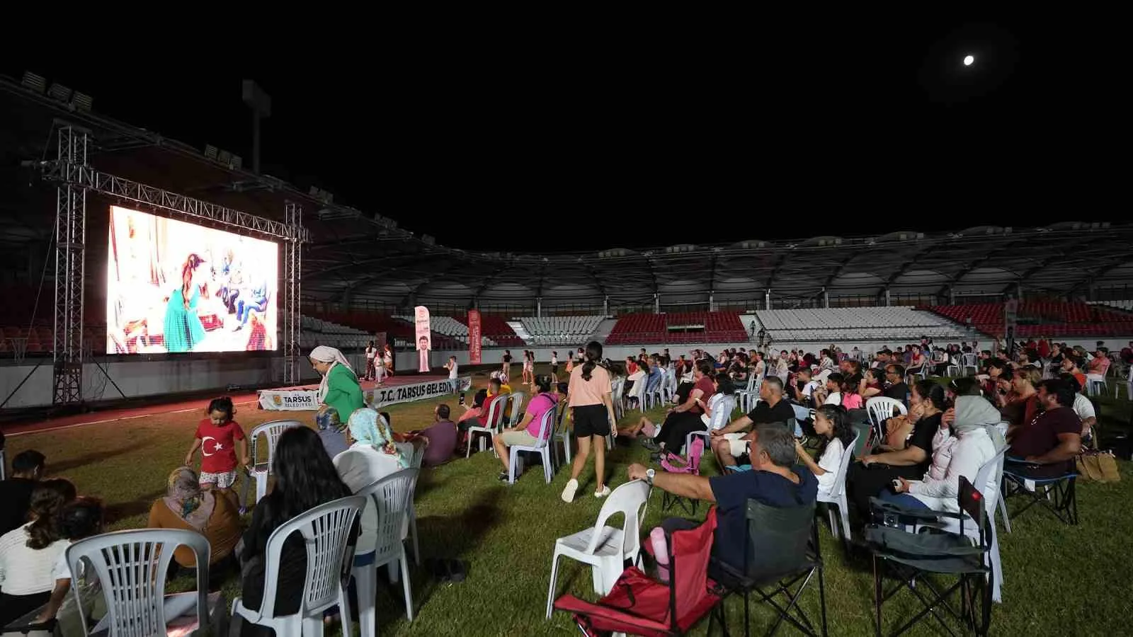 Tarsus’ta ’Yaz Akşamları Şenliği’ devam ediyor