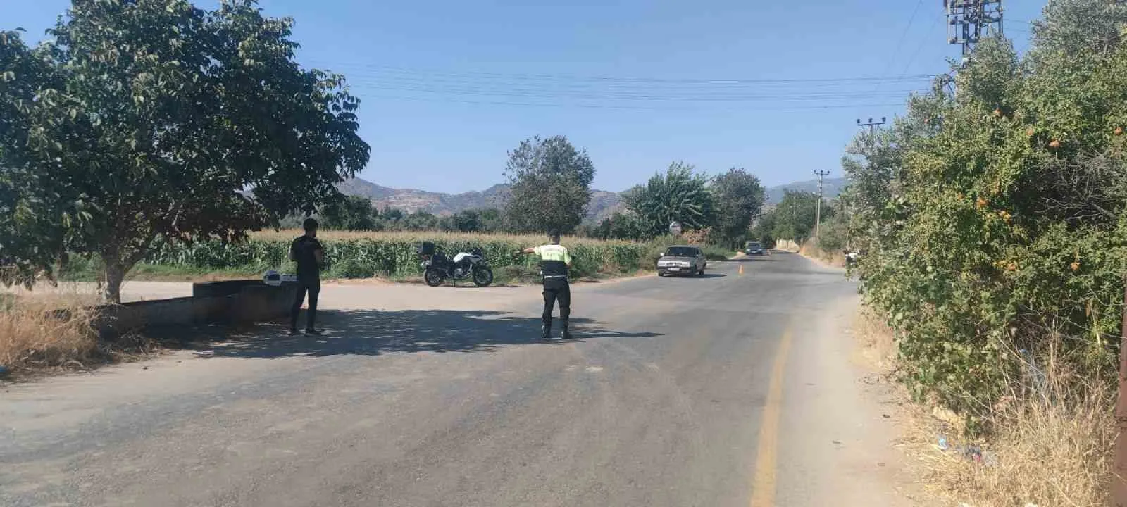 Trafik denetiminde 14 sürücüye işlem yapıldı