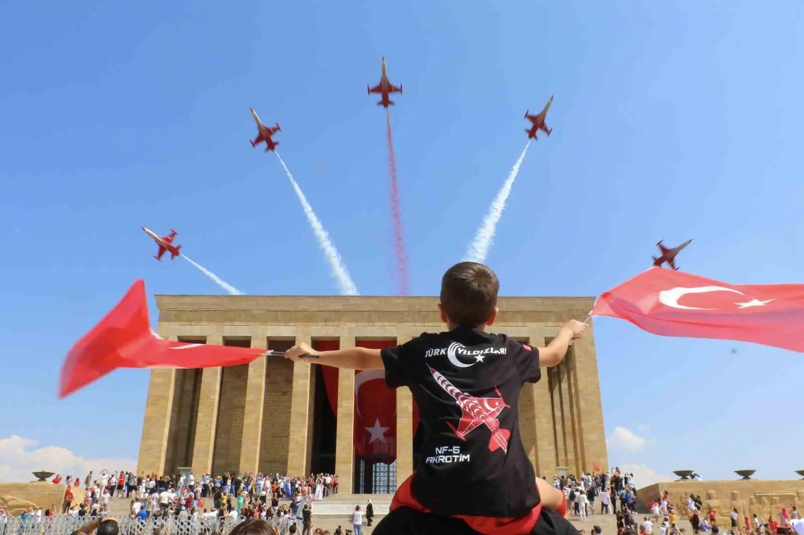 TÜRK HAVA KUVVETLERİ AKROBASİ TİMİ TÜRK YILDIZLARI, 30 AĞUSTOS ZAFER