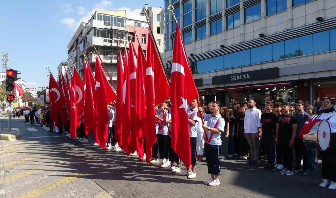 UŞAK’TA 30 AĞUSTOS ZAFER BAYRAMI, DÜZENLENEN ÇEŞİTLİ ETKİNLİKLERİNDE COŞKUYLA KUTLANDI.