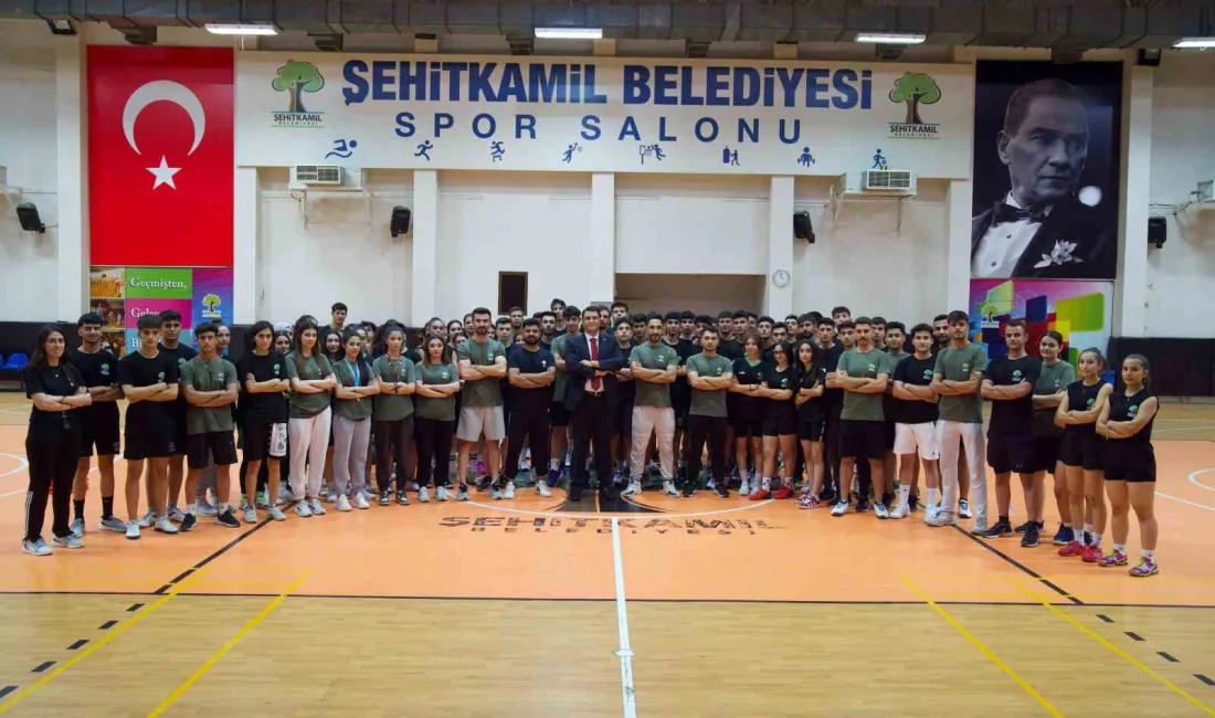 YILMAZ’DAN GENÇLERE MOTİVASYON ZİYARETİ