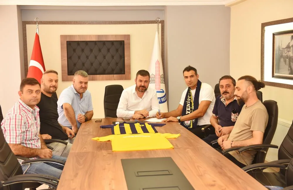 Yenişehir Belediyespor, milli voleybolcu