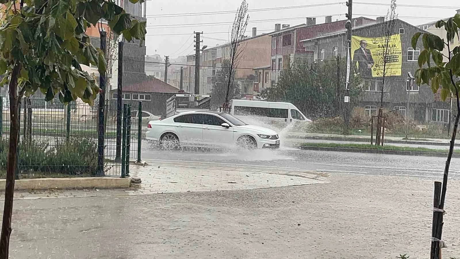 AFAD uyarmıştı: Tekirdağ Kapaklı’da sağanak yağış etkili oldu