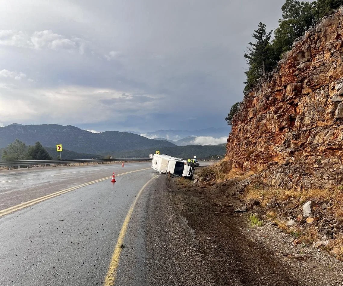 Akseki’de trafik kazası: 1 yaralı