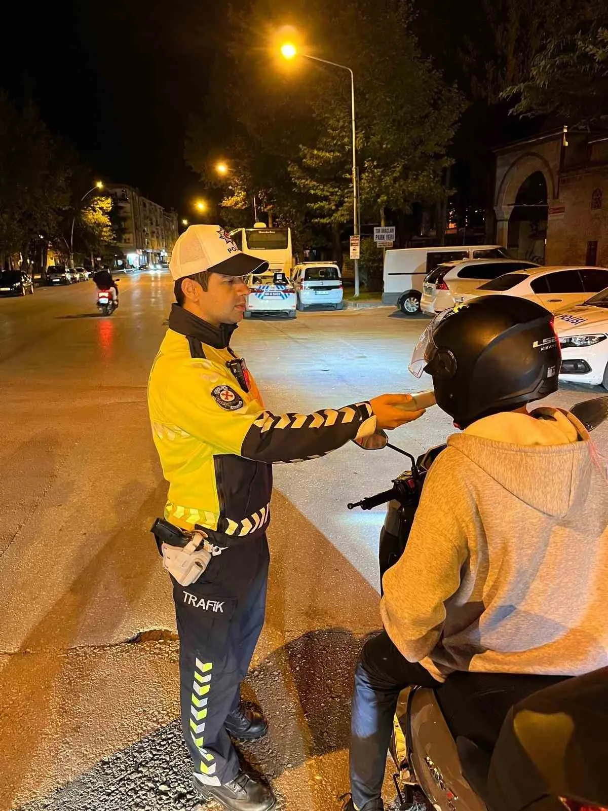 Amasya’da polisten sürücülere uyuşturucu denetimi