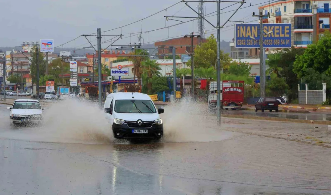 ANTALYA'DA BİR KİLOMETRE ARAYLA