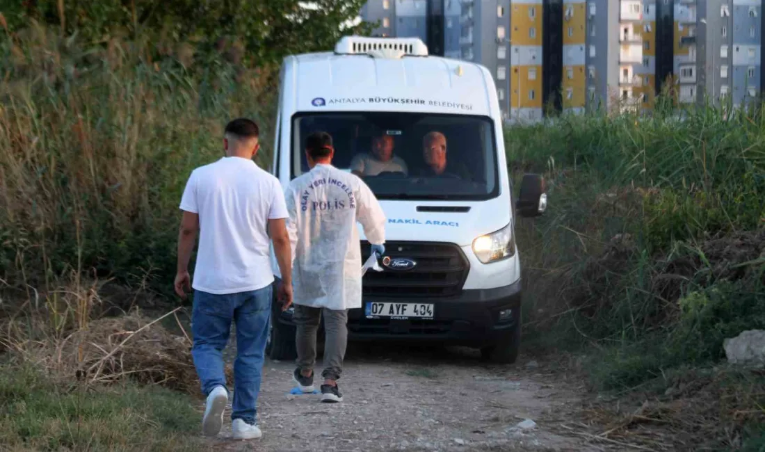 ANTALYA’DA KANAL KENARINDA BULUNAN