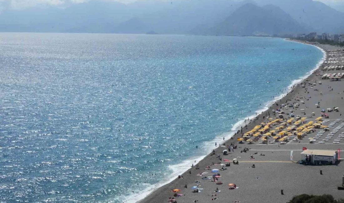 ANTALYA'DA YERLİ VE YABANCI