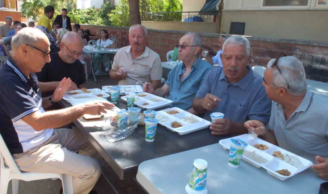 BALIKESİR'İN BURHANİYE İLÇESİNDE DAVULLU