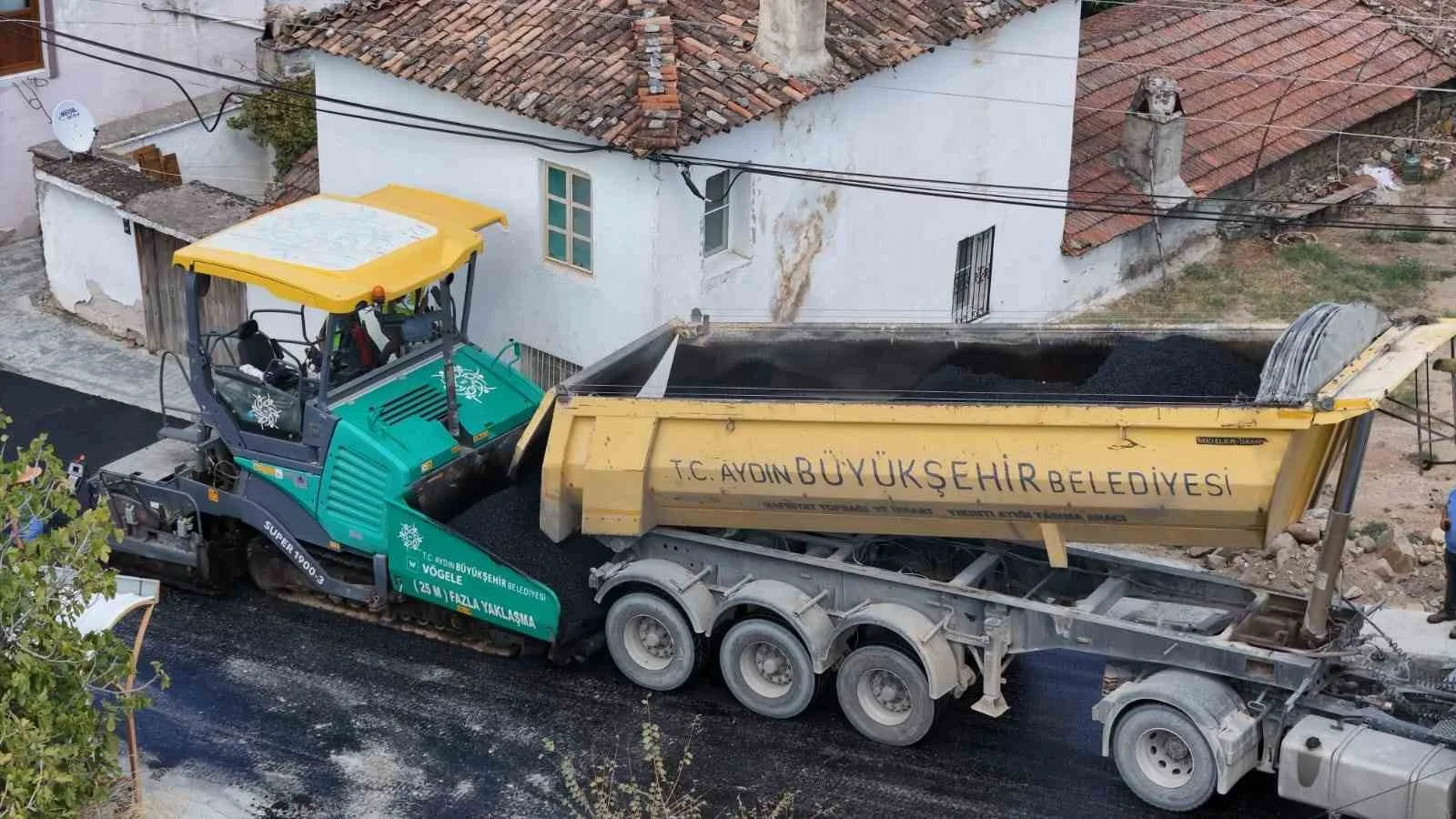 Başkan Çerçioğlu Bozdoğan’ın yollarını yeniliyor