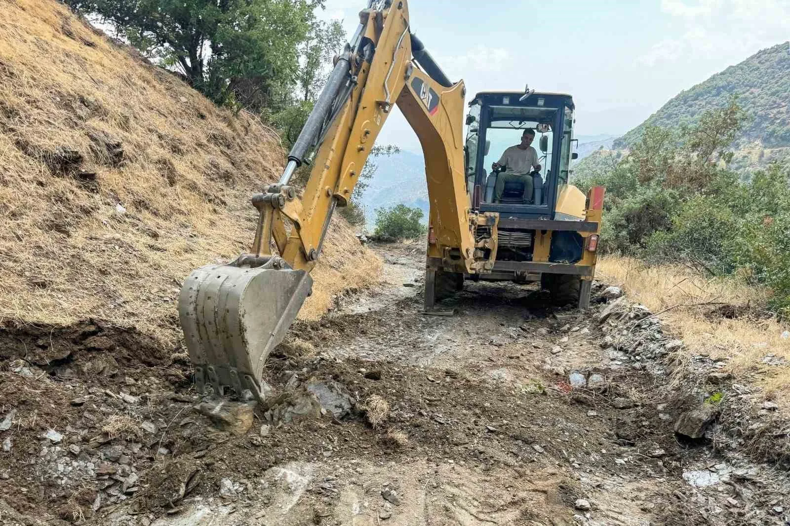 Başkan Yetişkin’den hasat öncesi yol seferberliği