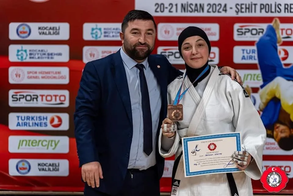 Bilecikli sporcu Ankara Türkiye Olimpiyat Hazırlık Merkezi’ni kazandı