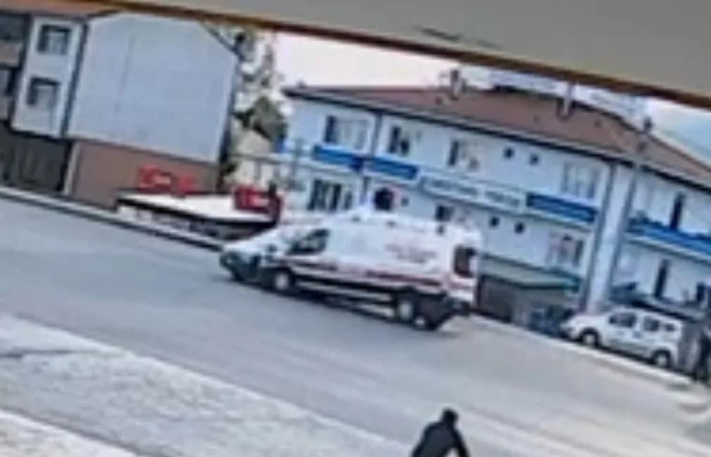 BOLU'NUN MENGEN İLÇESİNDE AMBULANSLA