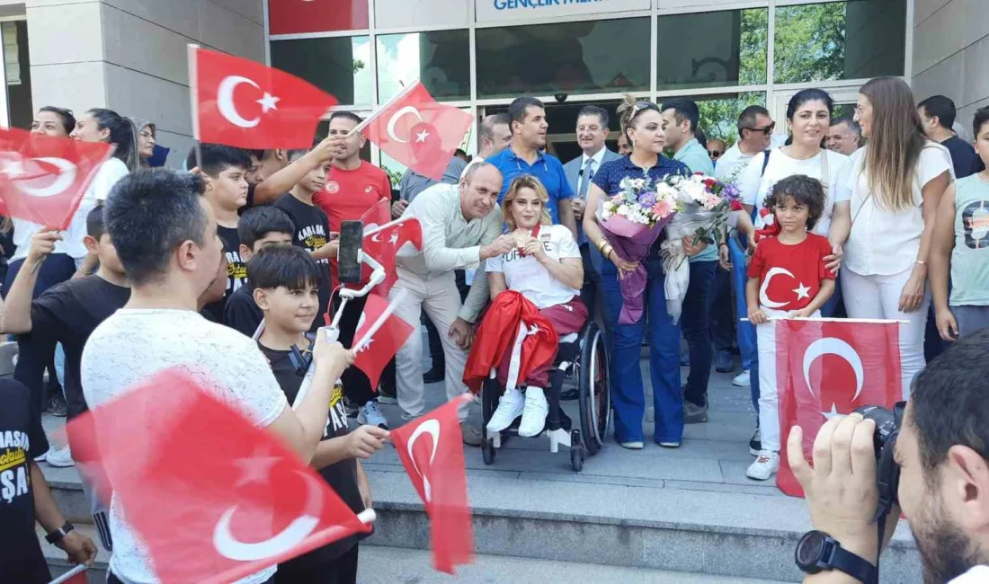 BRONZ MADALYA KAZANAN OLİMPİYAT ŞAMPİYONU MİLLİ SPORCU NAZMİYE MURATLI, HATAY'DA