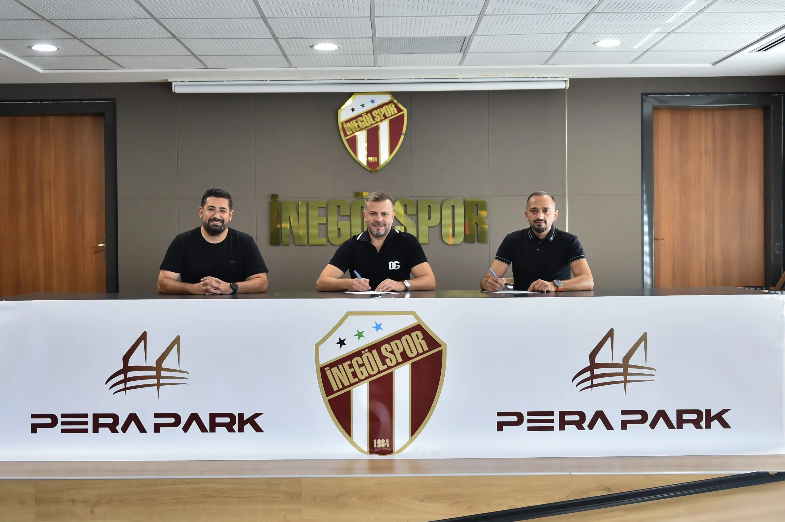 STADYUMUN İSMİ PERA PARK OLDU! İNEGÖLSPOR TARİHİNDE BİR İLK