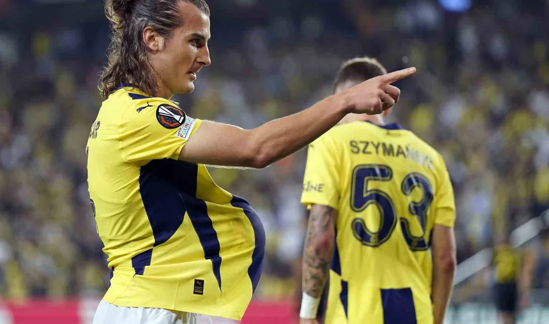 FENERBAHÇE'NİN MİLLİ FUTBOLCUSU ÇAĞLAR