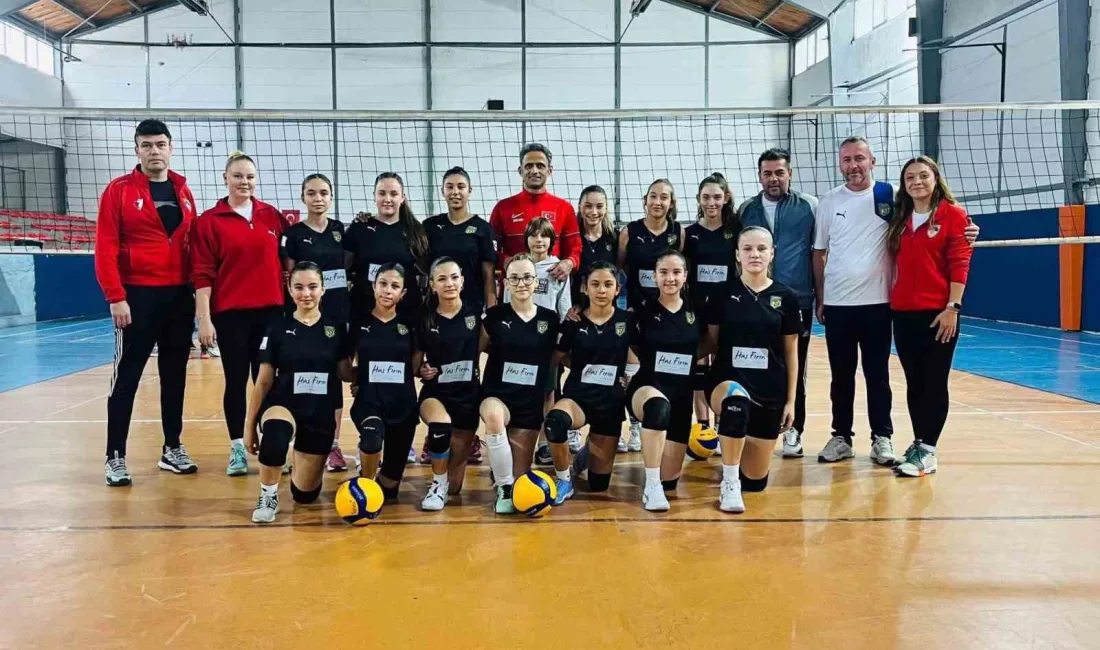 ÇAYCUMASPOR VOLEYBOL KÜÇÜK KIZLAR