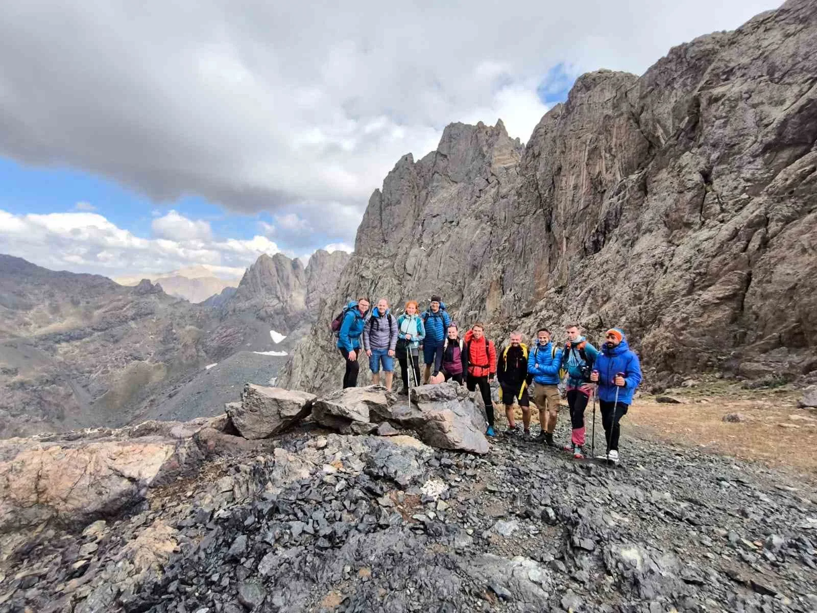 Çekya’dan gelen turistler Yüksekova’nın doğal güzelliklerine hayran kaldı