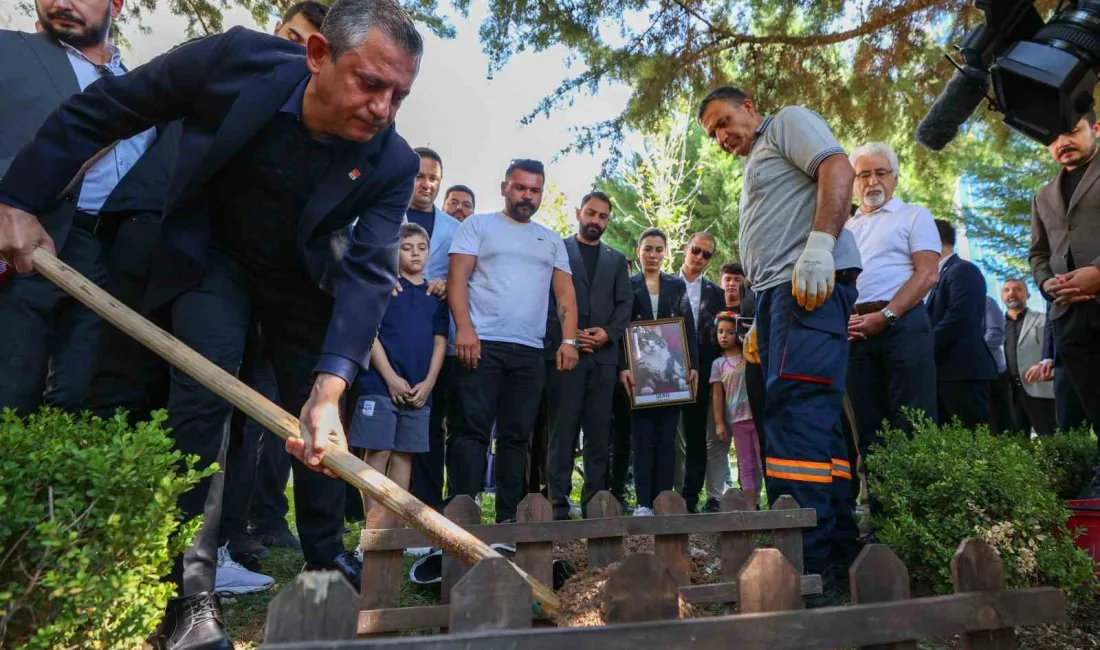 CHP’NİN GENEL MERKEZİNİN İNŞAATINDAN