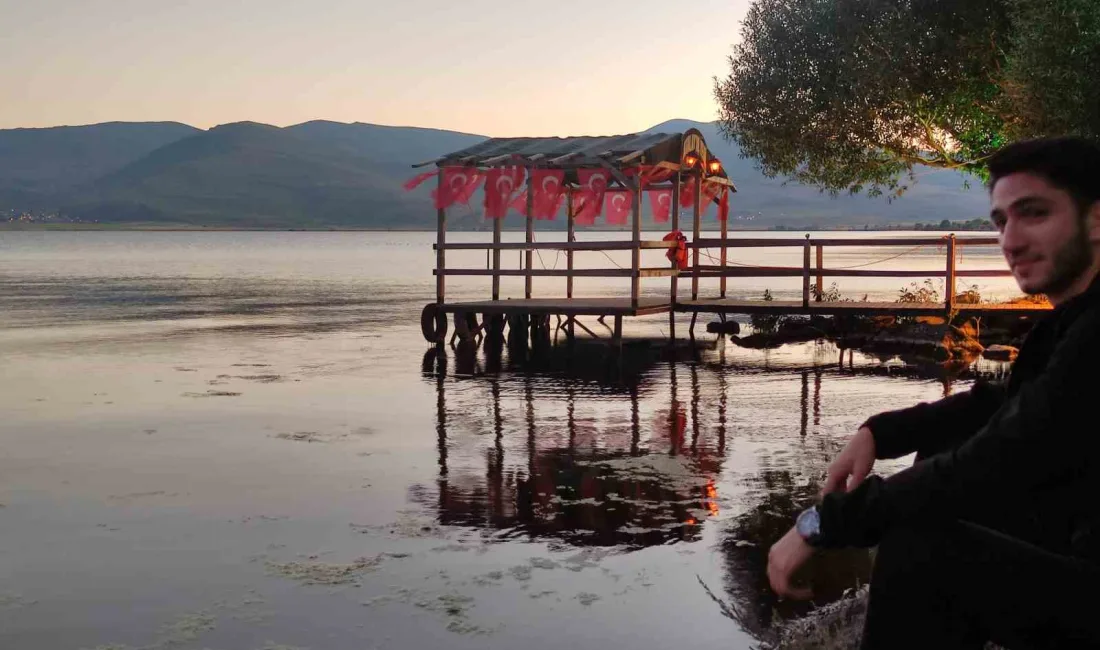 ÇILDIR GÖLÜ'NÜN EŞSİZ MANZARASI