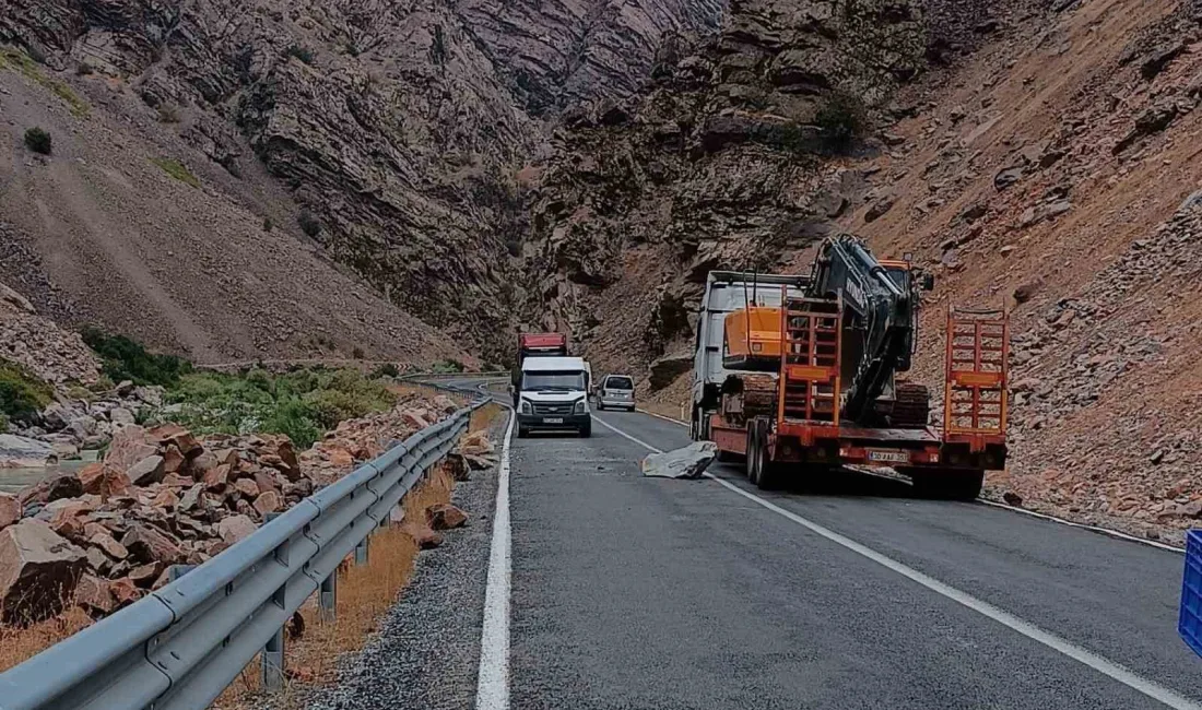 HAKKARİ’DE YAĞIŞLARIN ETKİSİYLE BİRLİKTE