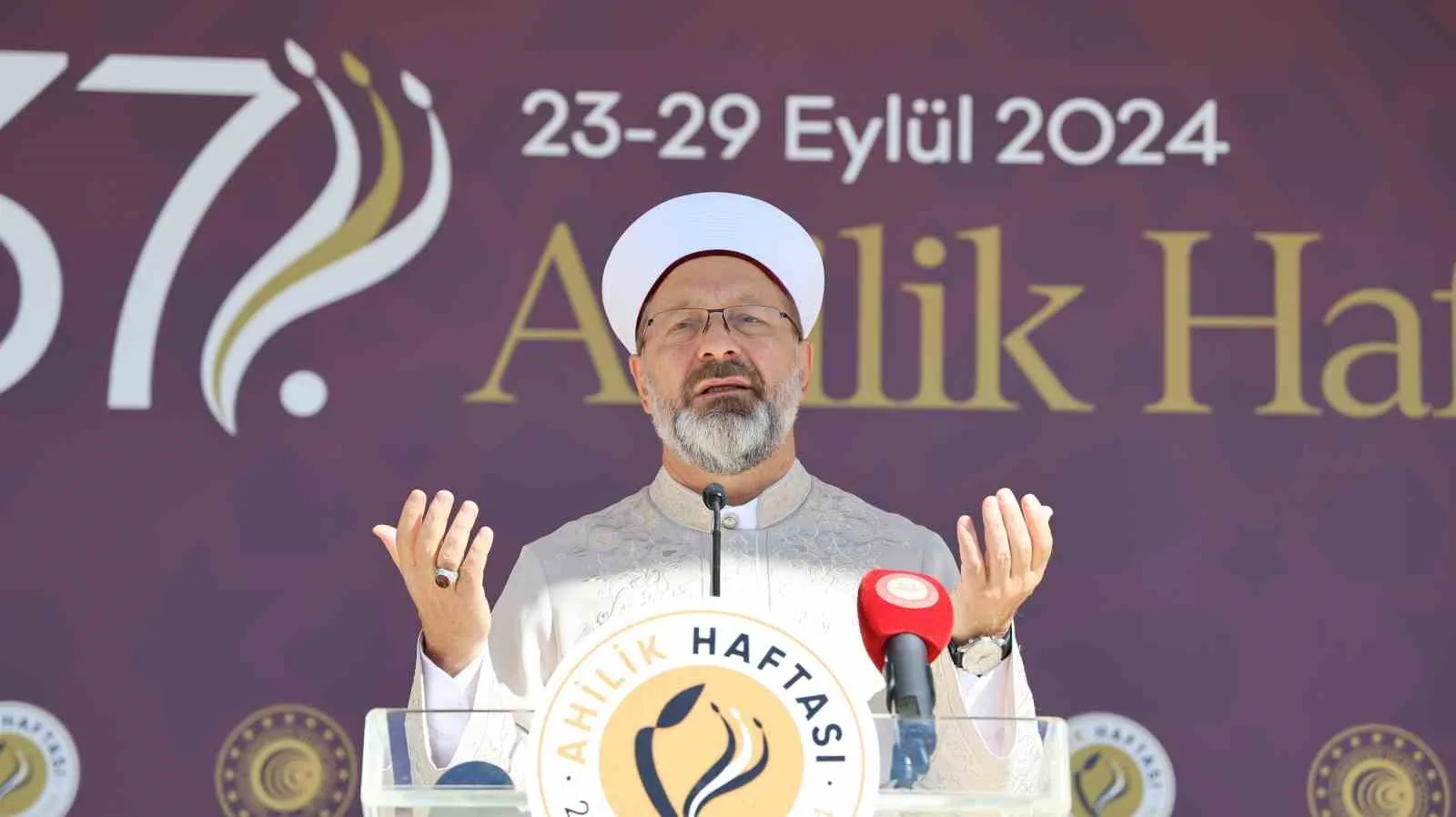 Diyanet İşleri Başkanı Erbaş: “Kur’an-ı Kerim’de 255 ayette yardımlaşma geçer”