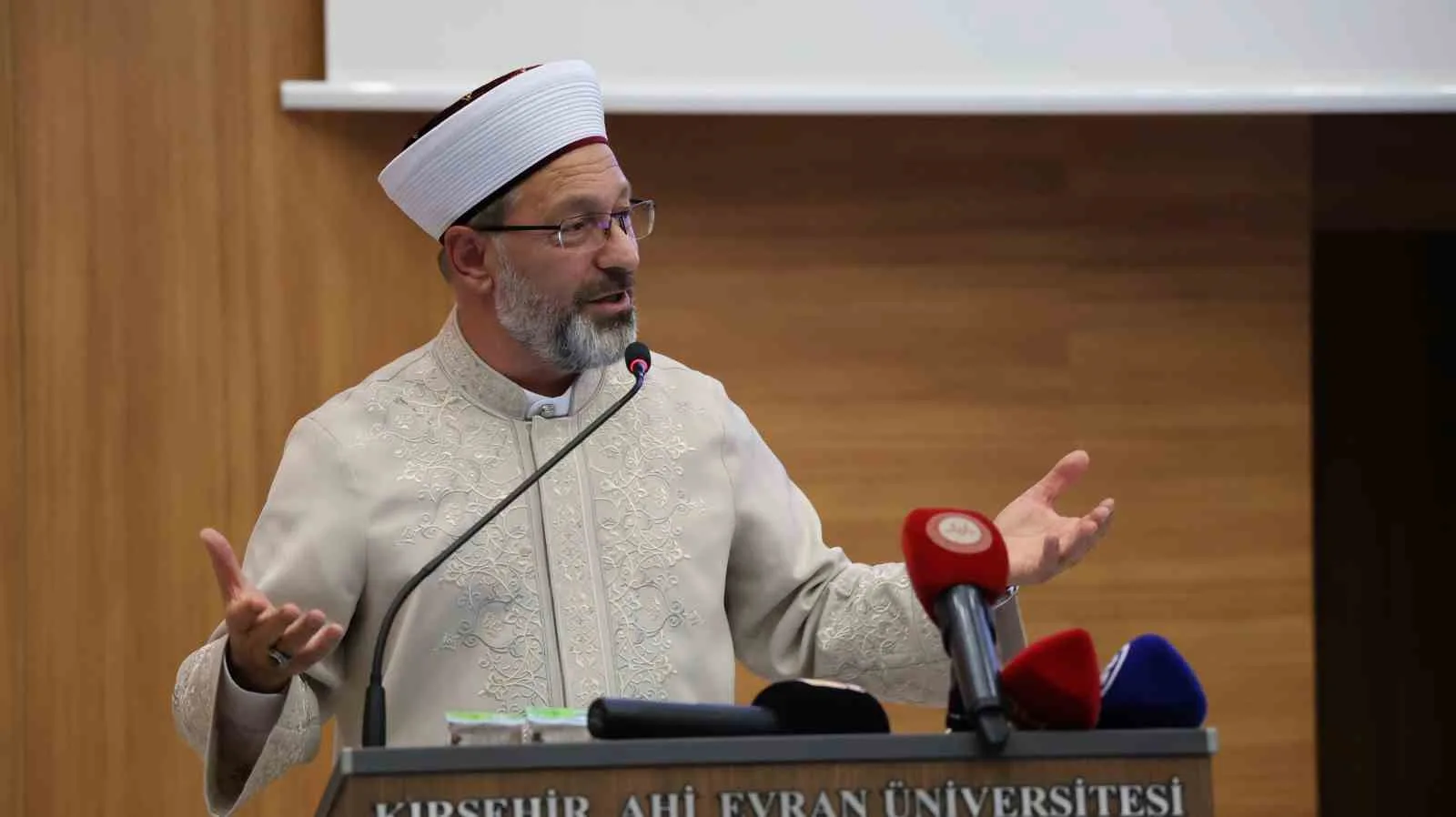 Diyanet İşleri Başkanı Erbaş: “Ölümse ölüm, idamsa idam”