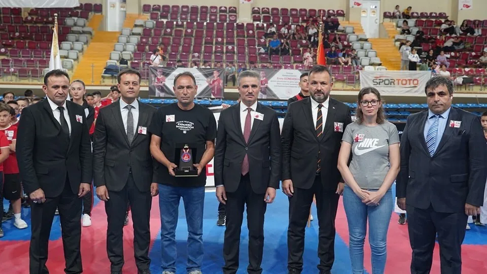 Enes Gündaşlı’nın anısına Türkiye Yıldızlar Takım Karate Şampiyonası Isparta’da başladı