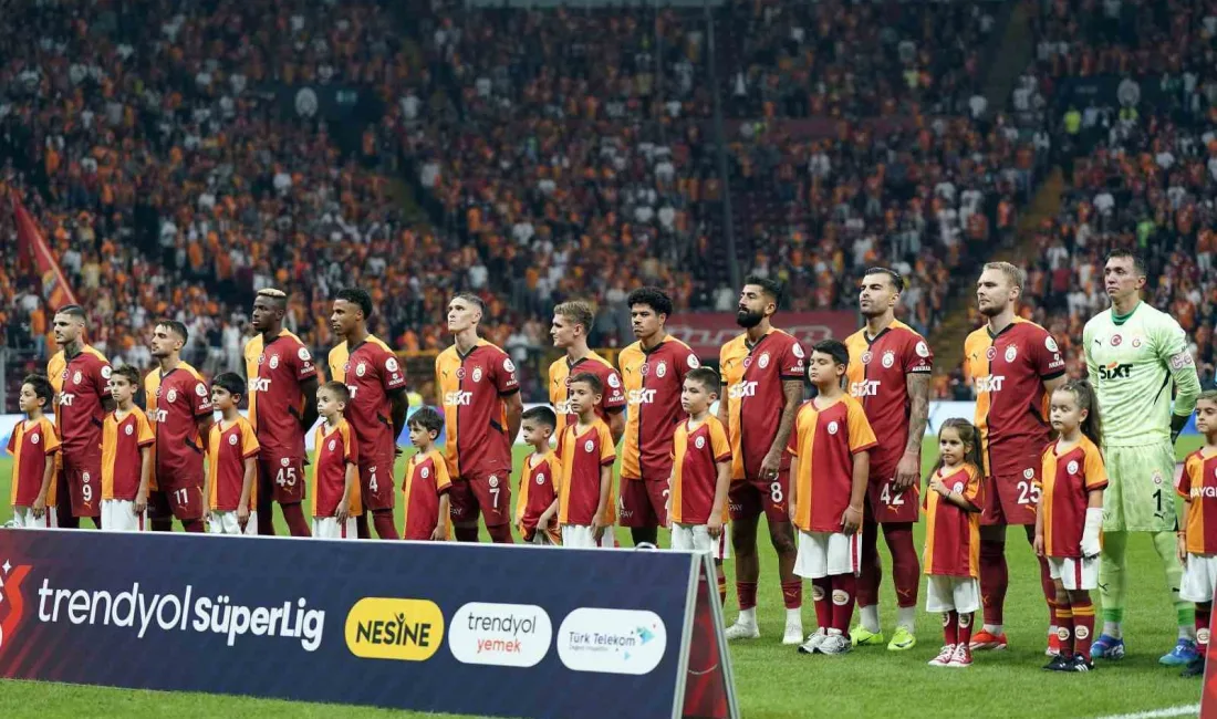 SARI-KIRMIZILILAR MÜCADELEYE; FERNANDO MUSLERA,