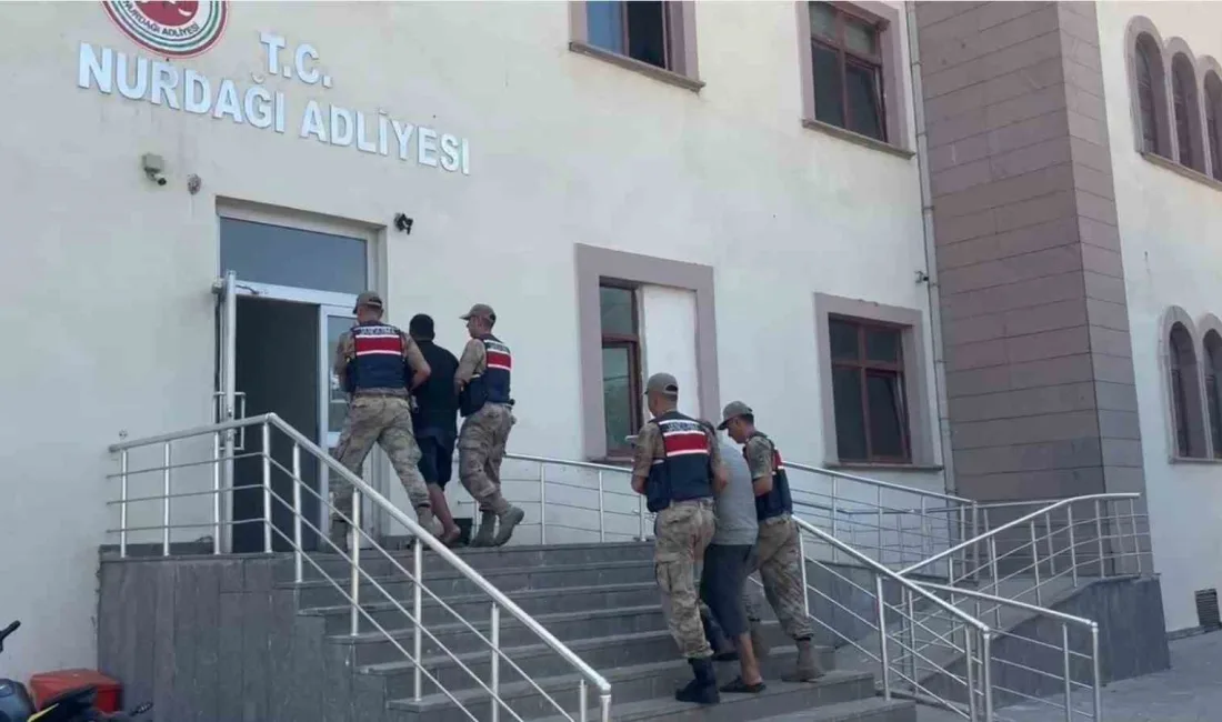 GAZİANTEP’TE SUÇ MAKİNELERİ POLİSTEN