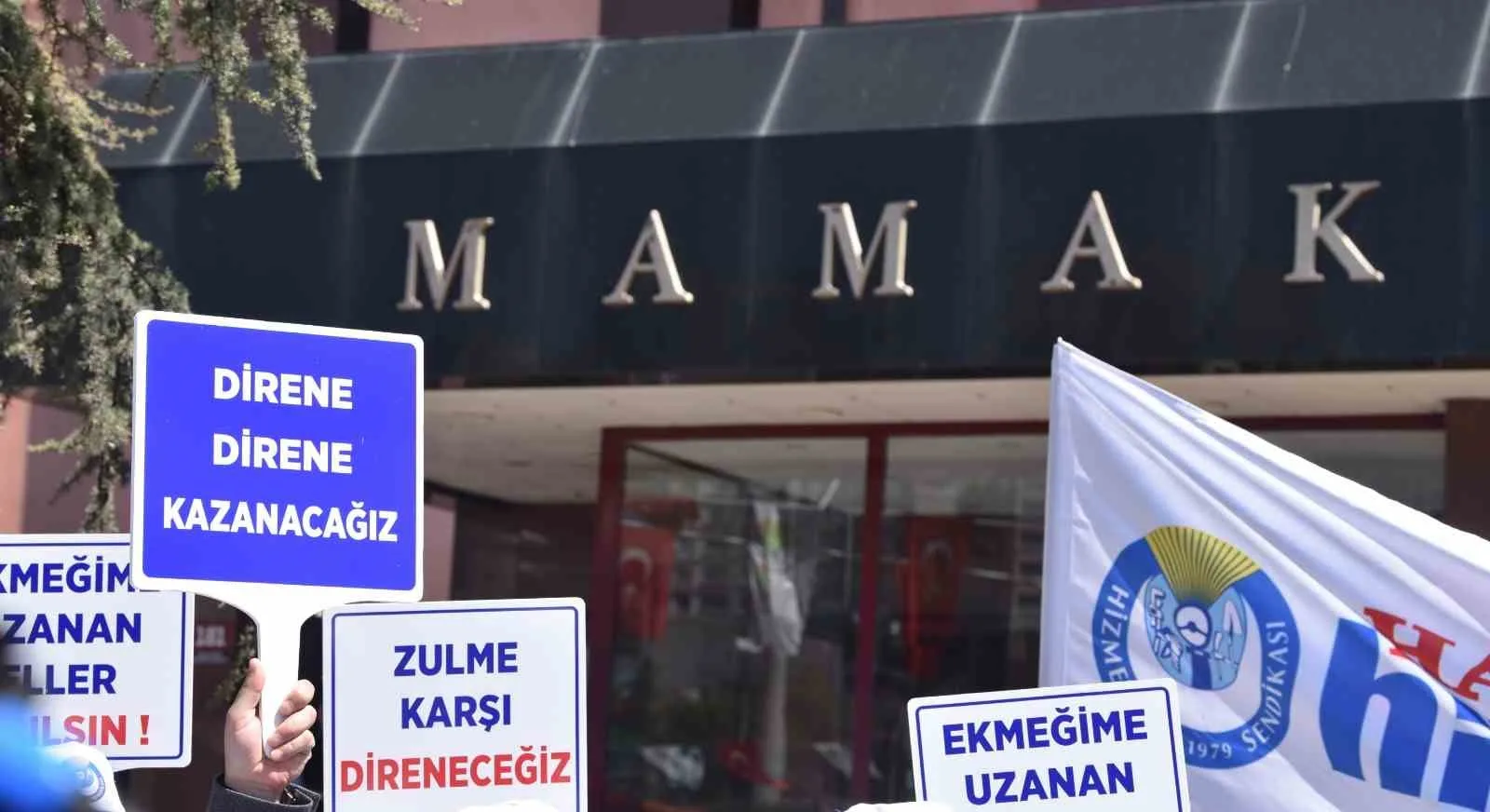 HAK-İŞ-HİZMET-İŞ SENDİKASI, “MAMAK'TA EMEKÇİLERİN ONAYLAMADIĞI SÖZLEŞMEYİ ASLA KABUL ETMEYECEĞİZ” AÇIKLAMASINI