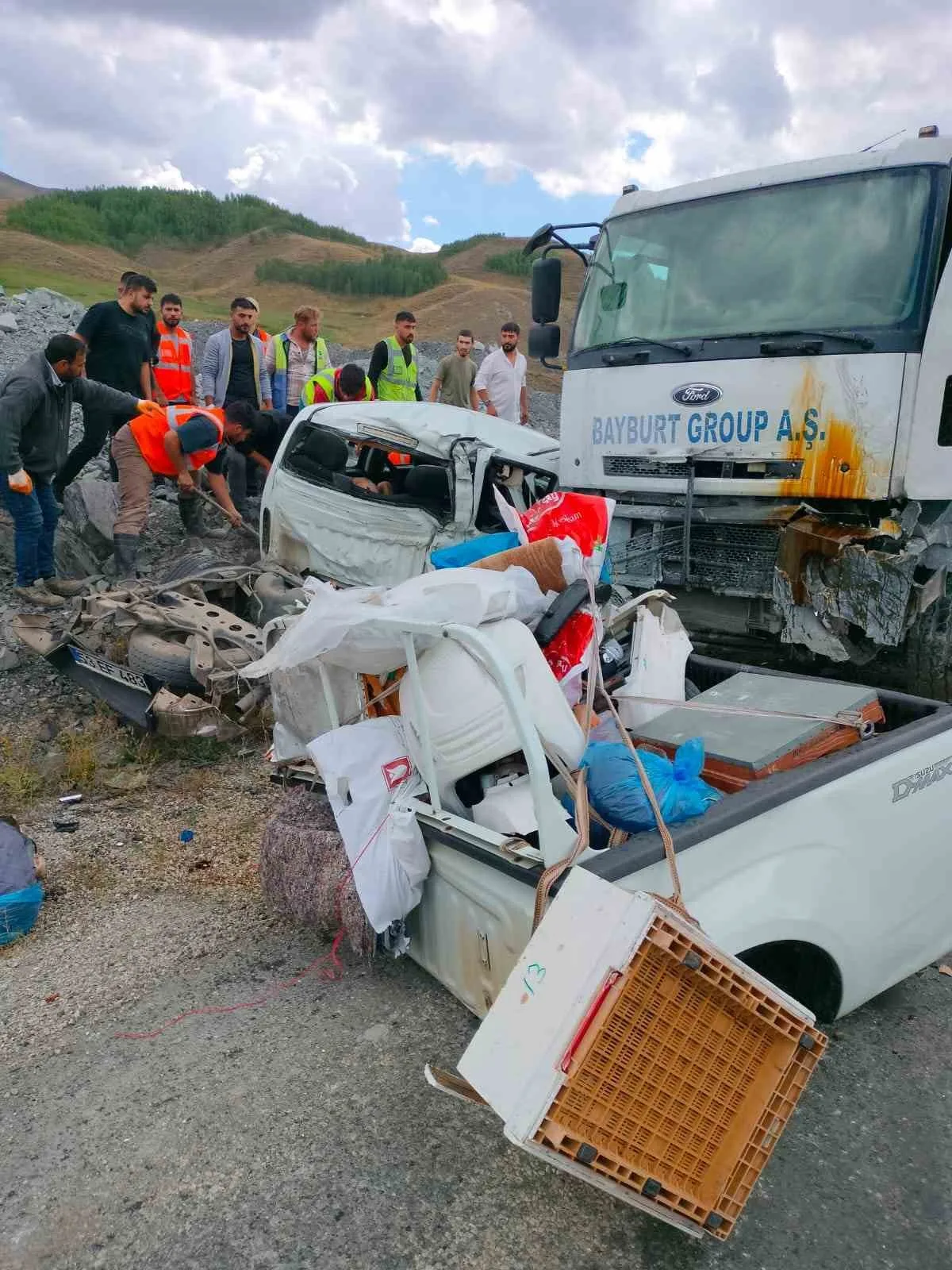 İspir’de feci kaza: 2 ölü, 2 yaralı