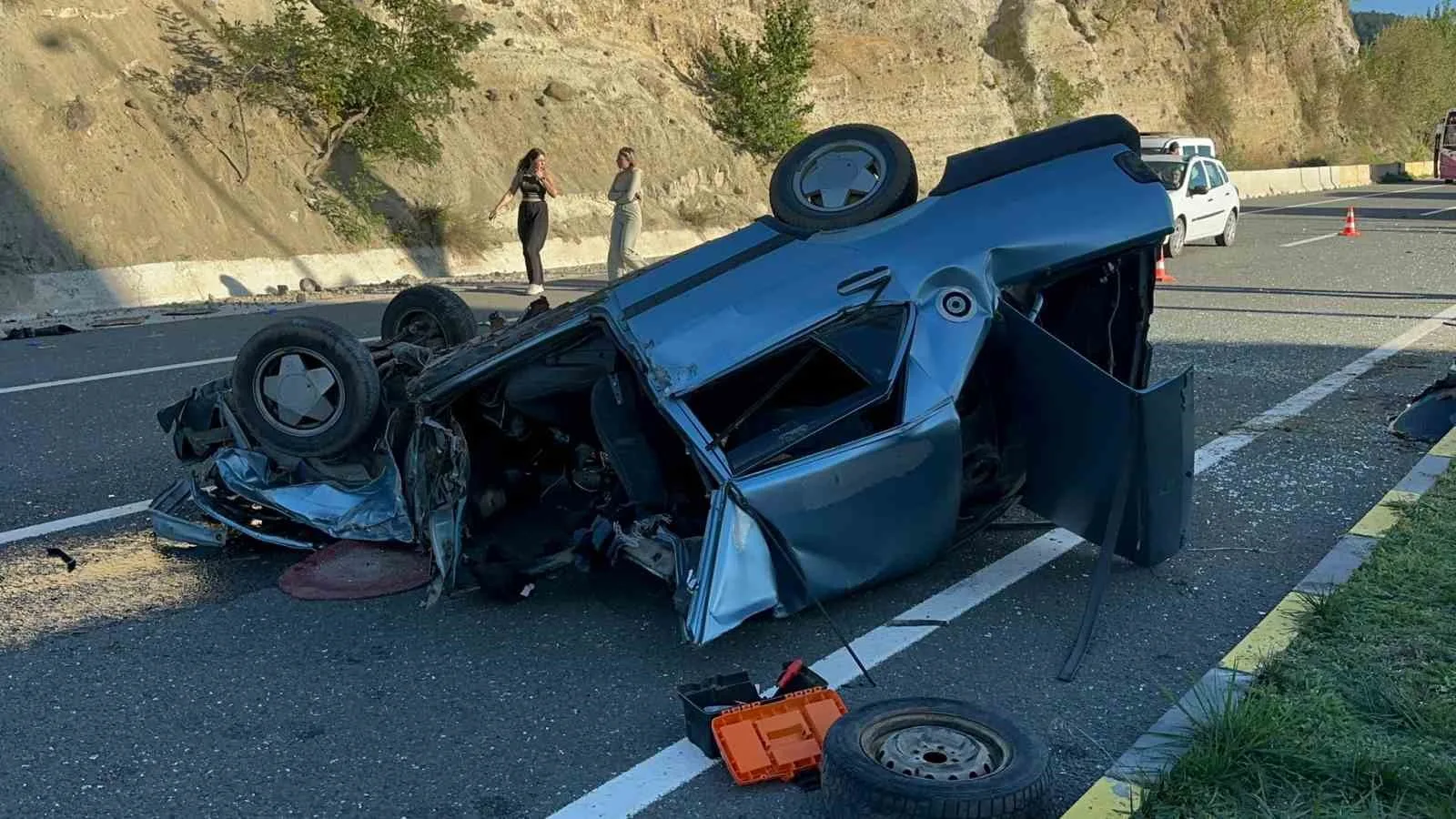 Kastamonu’da Tofaş marka otomobil hurdaya döndü: 3 yaralı