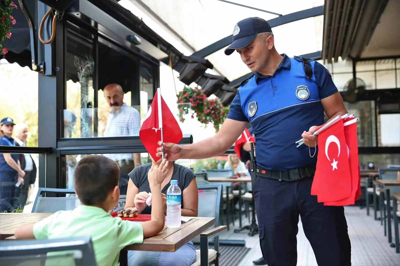 KEÇİÖREN BELEDİYESİ ZABITA EKİPLERİ 1-7 EYLÜL ZABITA HAFTASI DOLAYISIYLA İLÇEDE