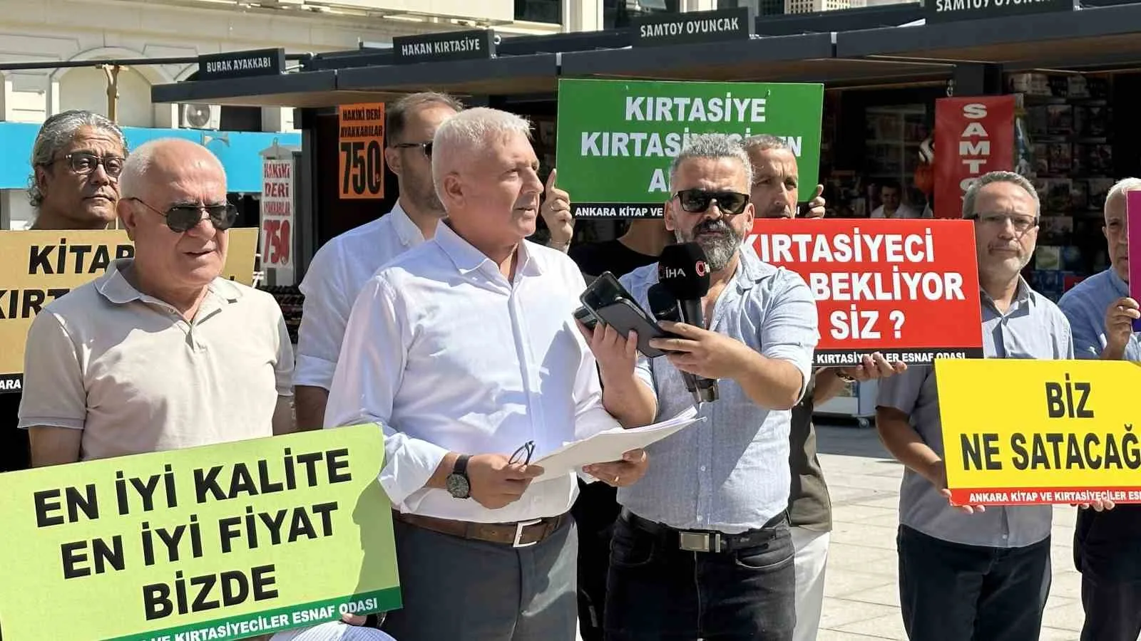 ANKARA KİTAP VE KIRTASİYECİLER ODASI BAŞKANI MÜSLÜM KÜÇÜKARZUMAN, KIRTASİYE ÜRÜNLERİNİN