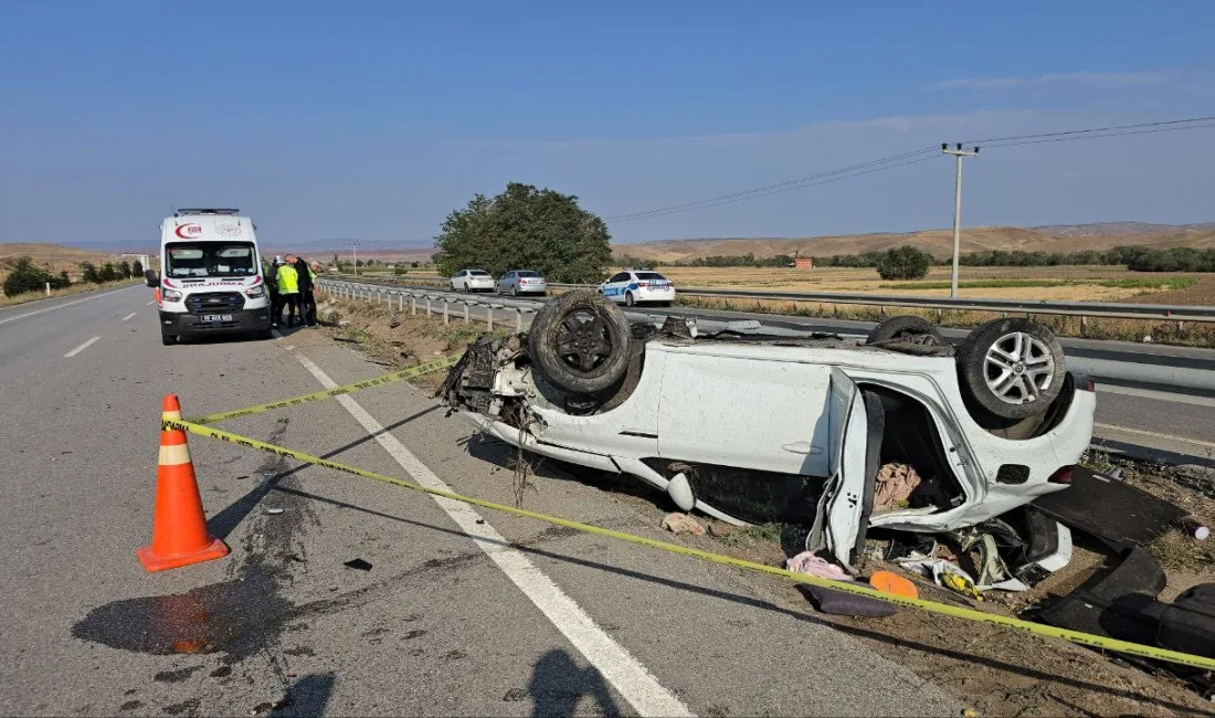 SUNGURLU'DA KONTROLDEN ÇIKAN OTOMOBİL