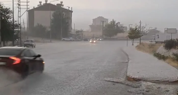 MALATYA’DA SAĞANAK ETKİLİ OLDU