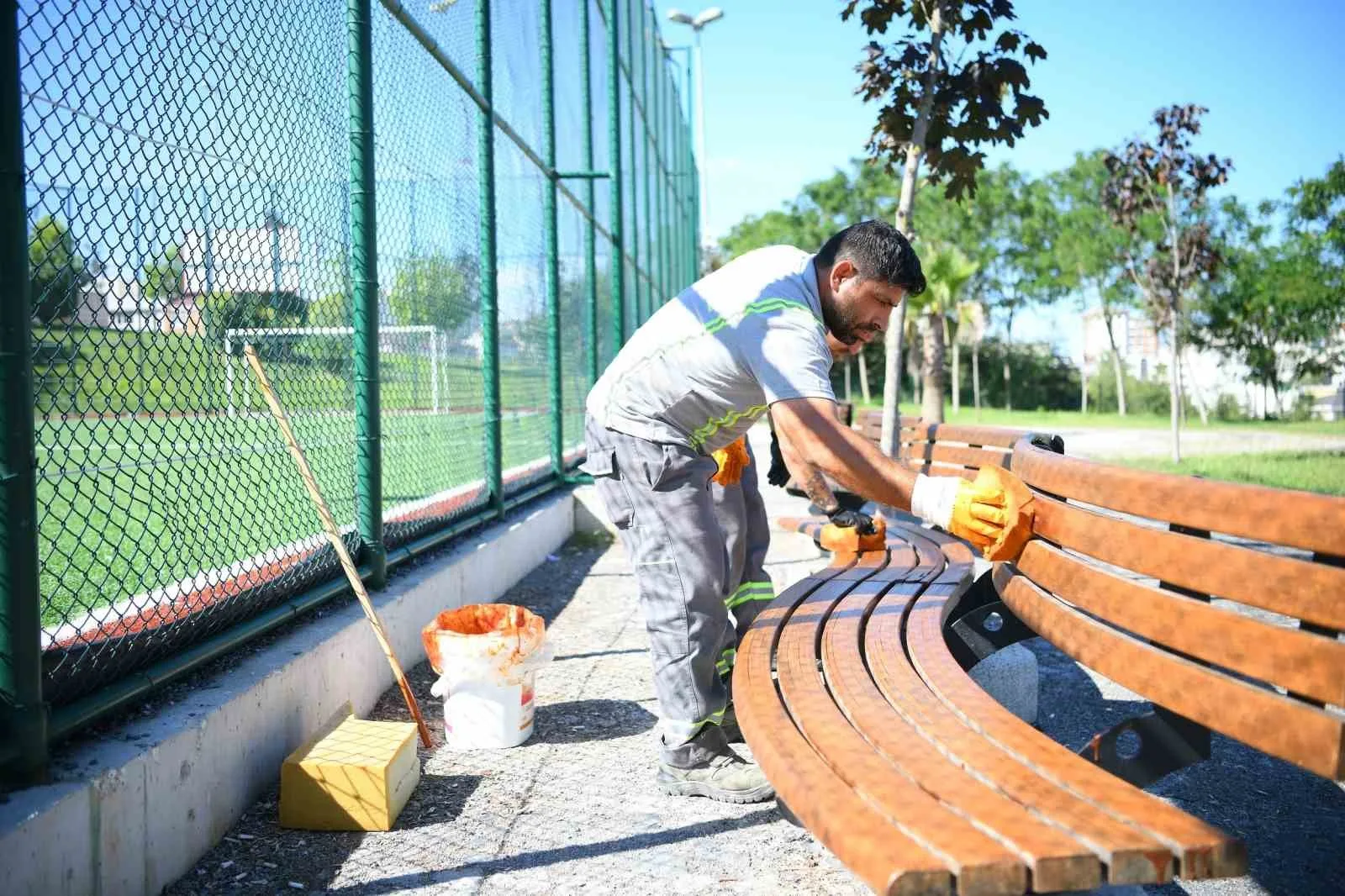 Mesire alanları ve parklarda bakım çalışması