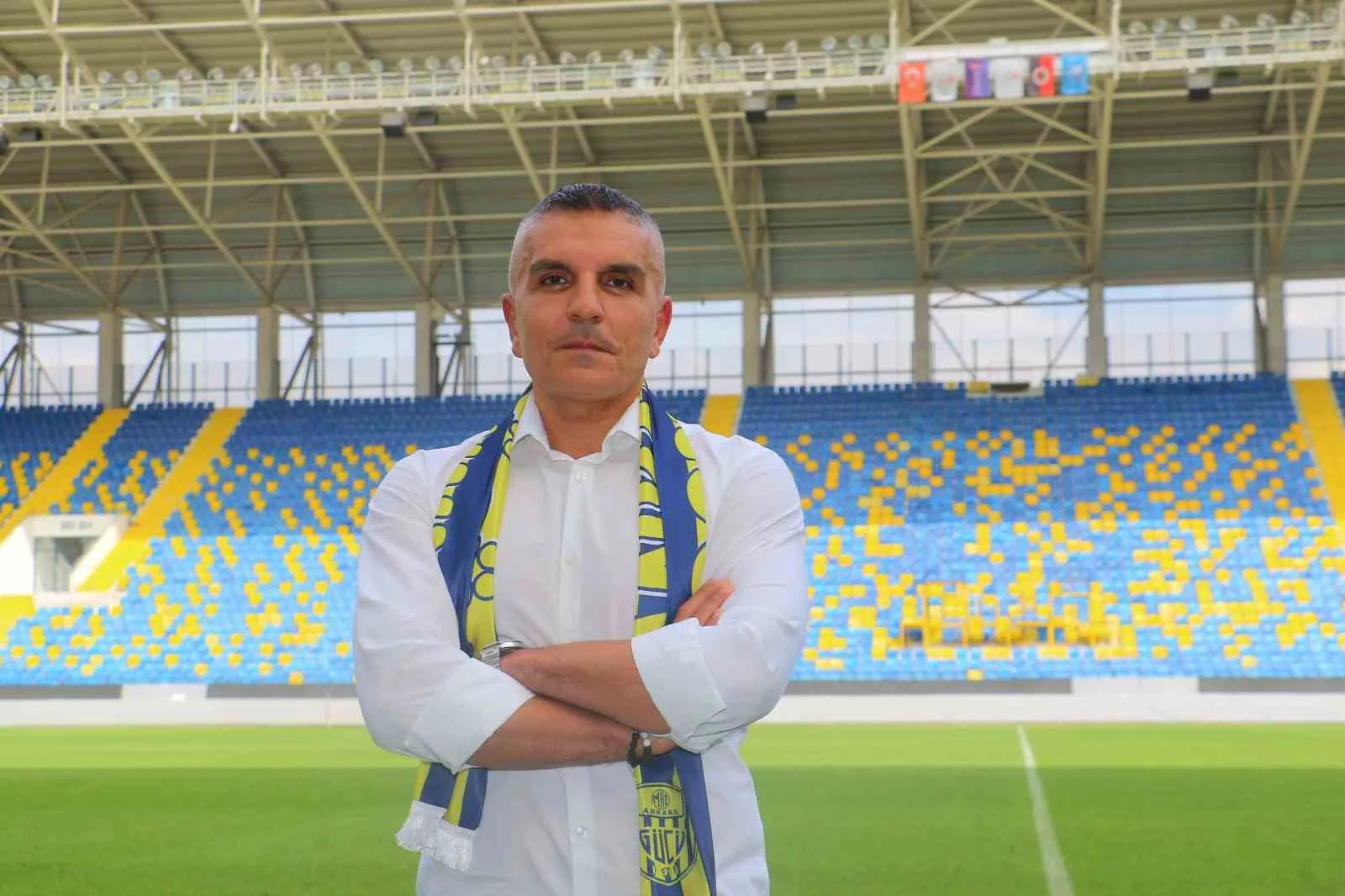 MKE ANKARAGÜCÜ'NÜN YENİ TEKNİK DİREKTÖRÜ KENAN KOÇAK, SARI-LACİVERTLİLERİN TEKRAR SÜPER