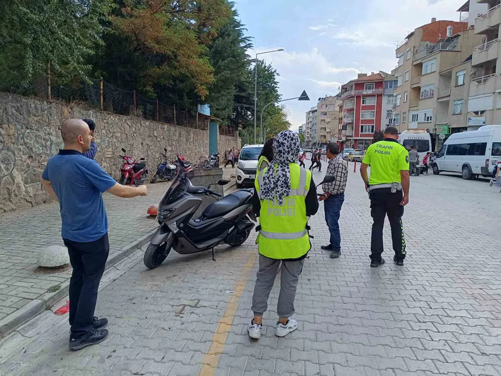 Okul önleri ve çevrelerinde trafik denetimi yapıldı