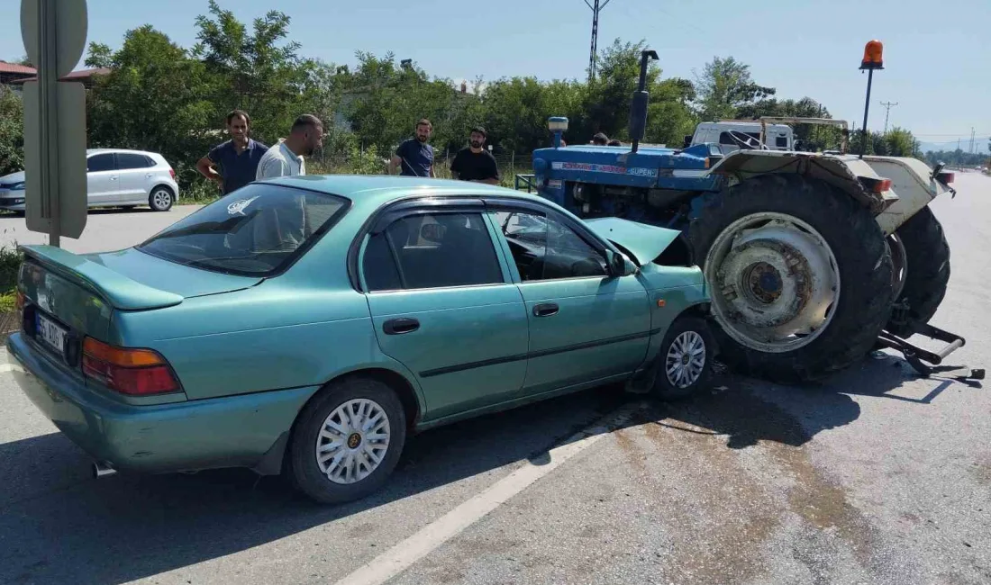 SAMSUN'UN ÇARŞAMBA İLÇESİNDE TRAKTÖRLE