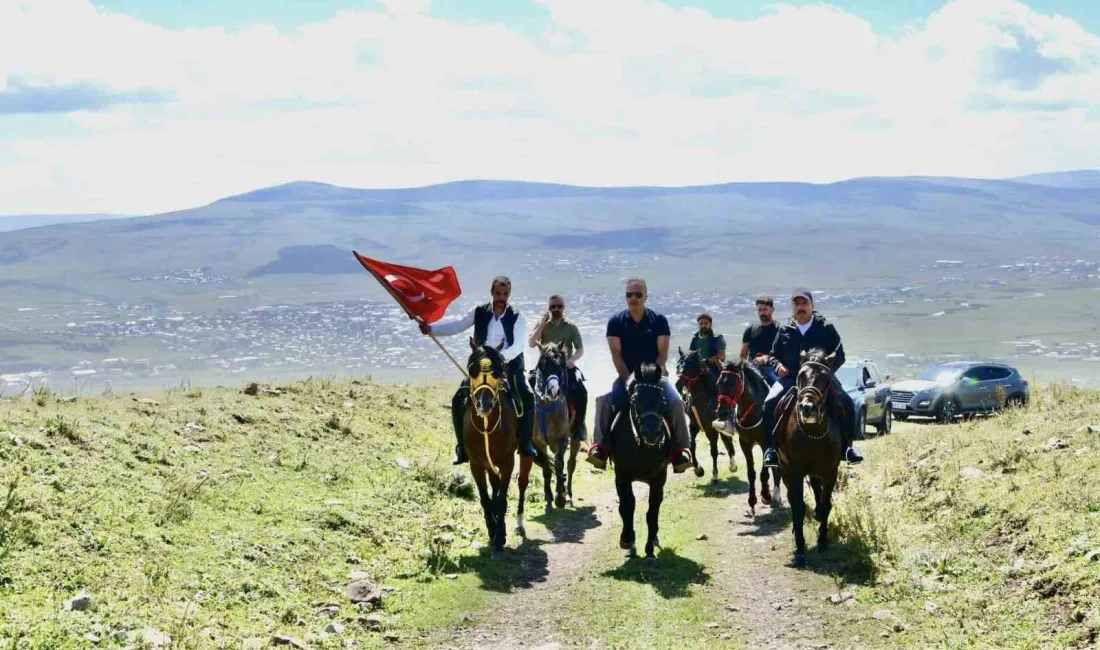 ARDAHAN VALİSİ HAYRETTİN ÇİÇEK,