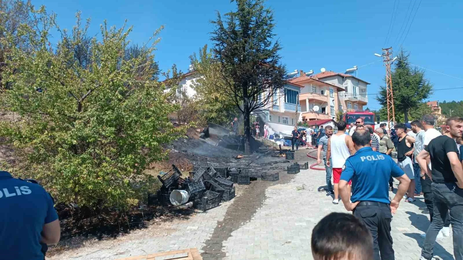 Samsun’da plastik kasa yangını