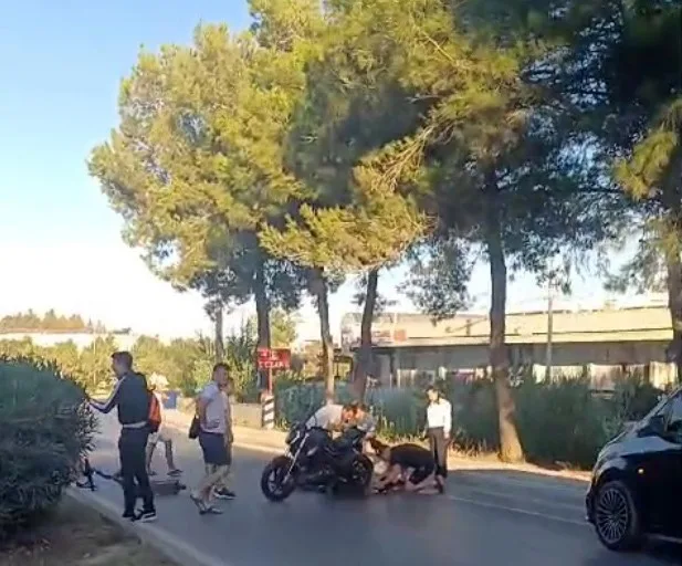 MANAVGAT’TA SCOOTER İLE MOTOSİKLETİN